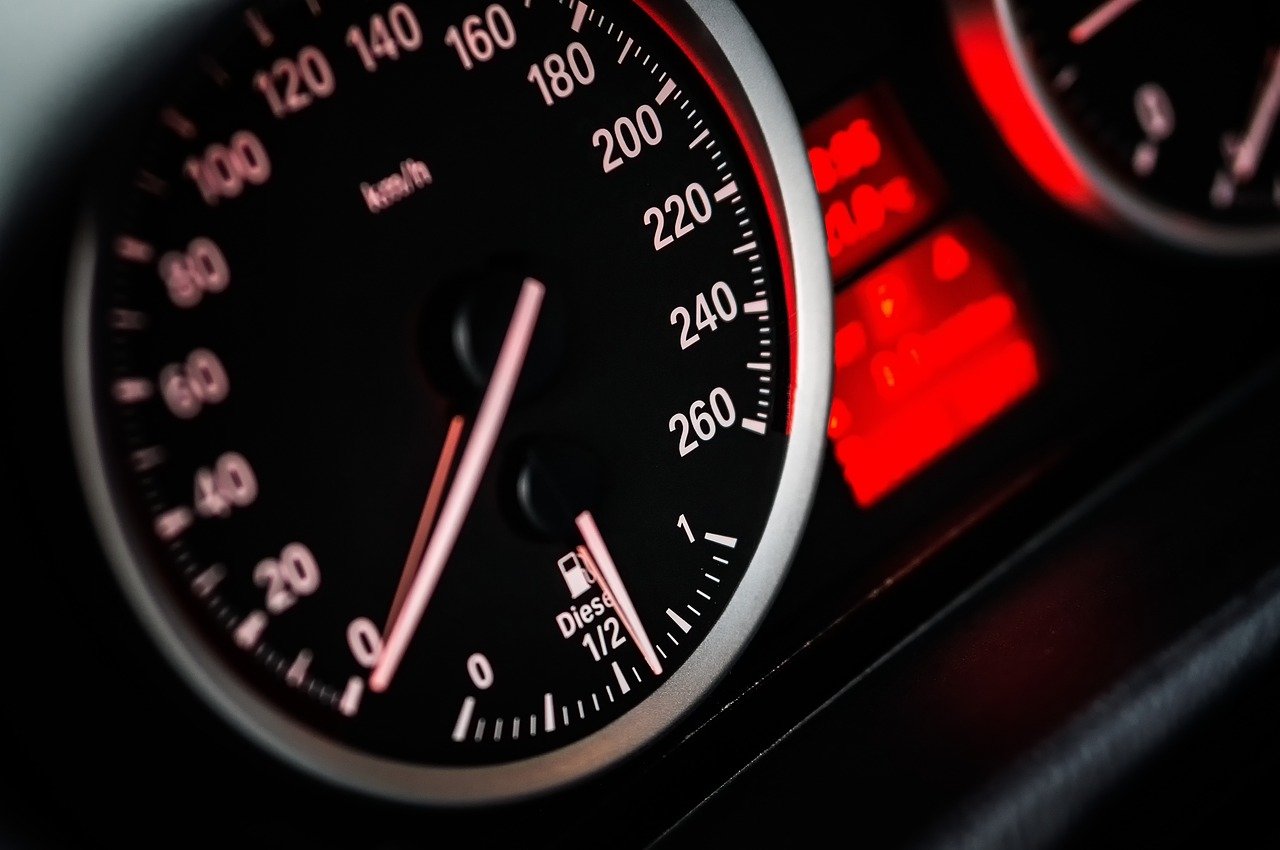 Voiture ne demarre pas La voiture ne démarre pas mais les feux si